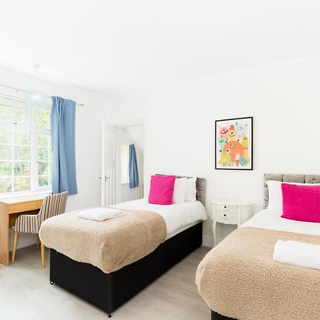 Beautiful 6 Bedroom House For 17 Guests Next To Edgbaston Stadium Бирмингам Екстериор снимка