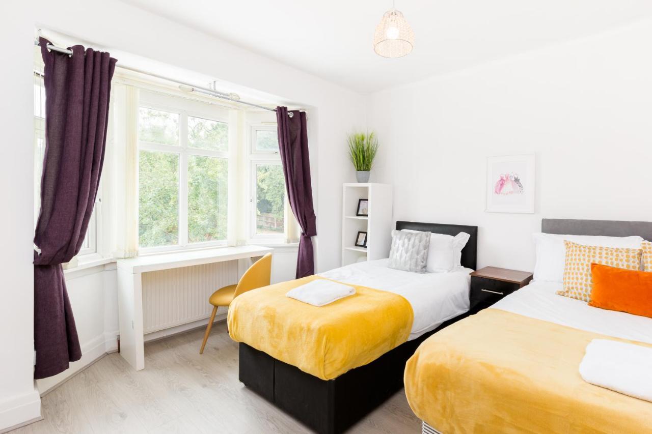Beautiful 6 Bedroom House For 17 Guests Next To Edgbaston Stadium Бирмингам Екстериор снимка