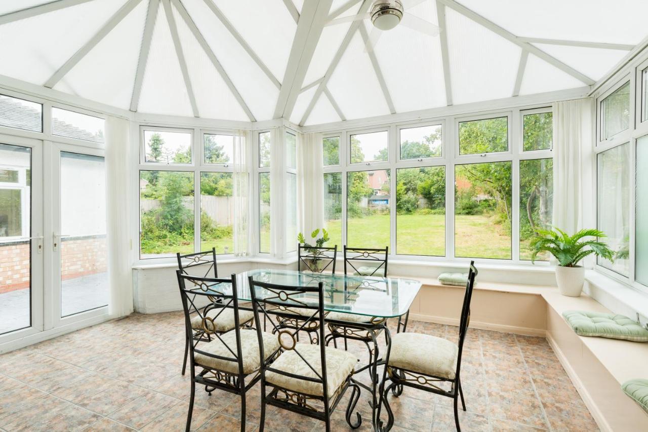 Beautiful 6 Bedroom House For 17 Guests Next To Edgbaston Stadium Бирмингам Екстериор снимка